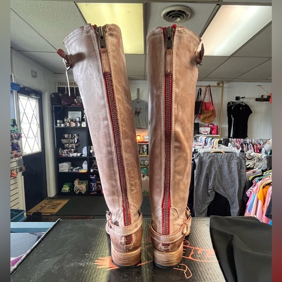 Freebird Roadey Size 8! - Picture 3 of 3